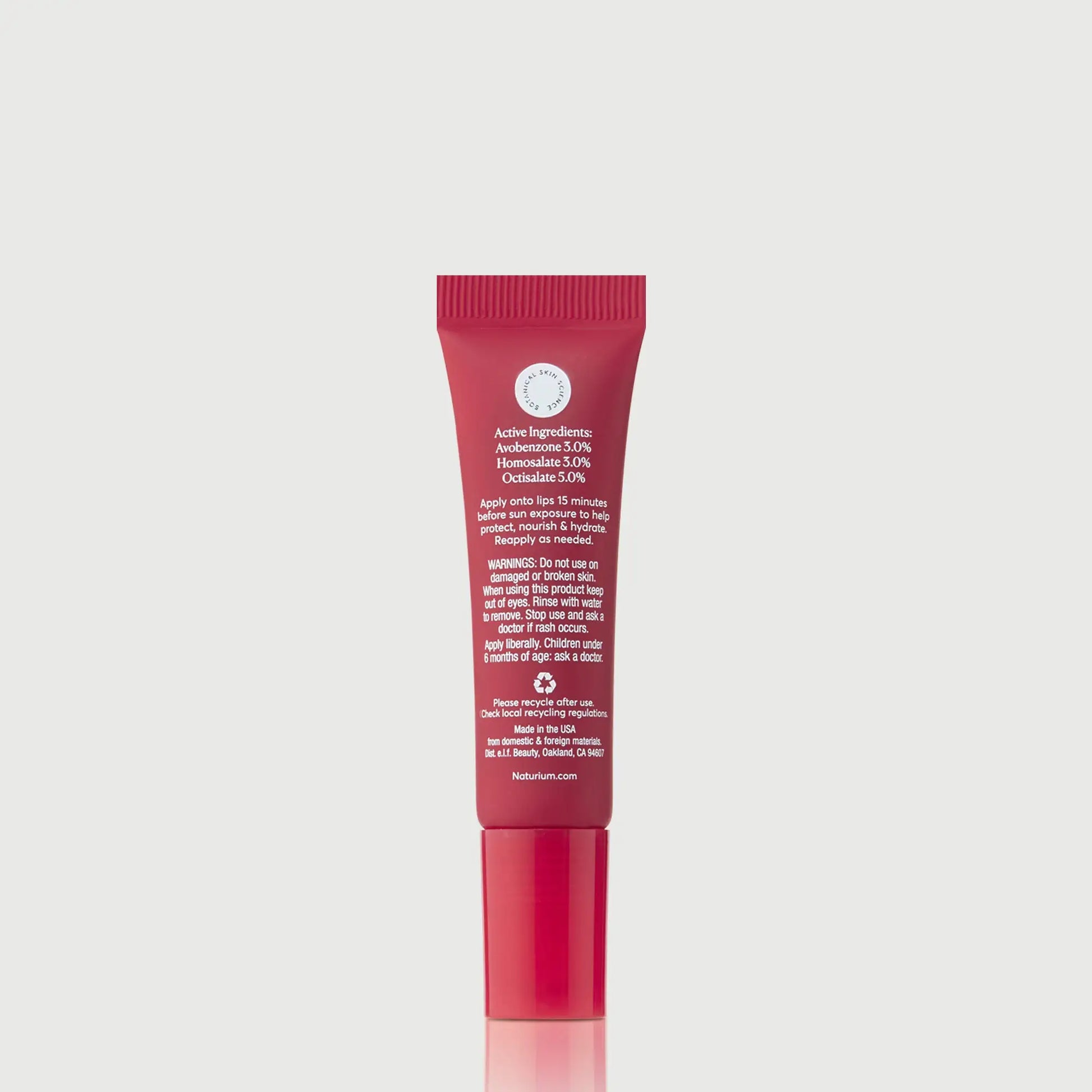 phyto-glow-lip-balm-spf-45-oasis-r8 NATR-10125_PhytoGlow_SPF_Oasis_primary_capon_back_bonebkgd_1.webp