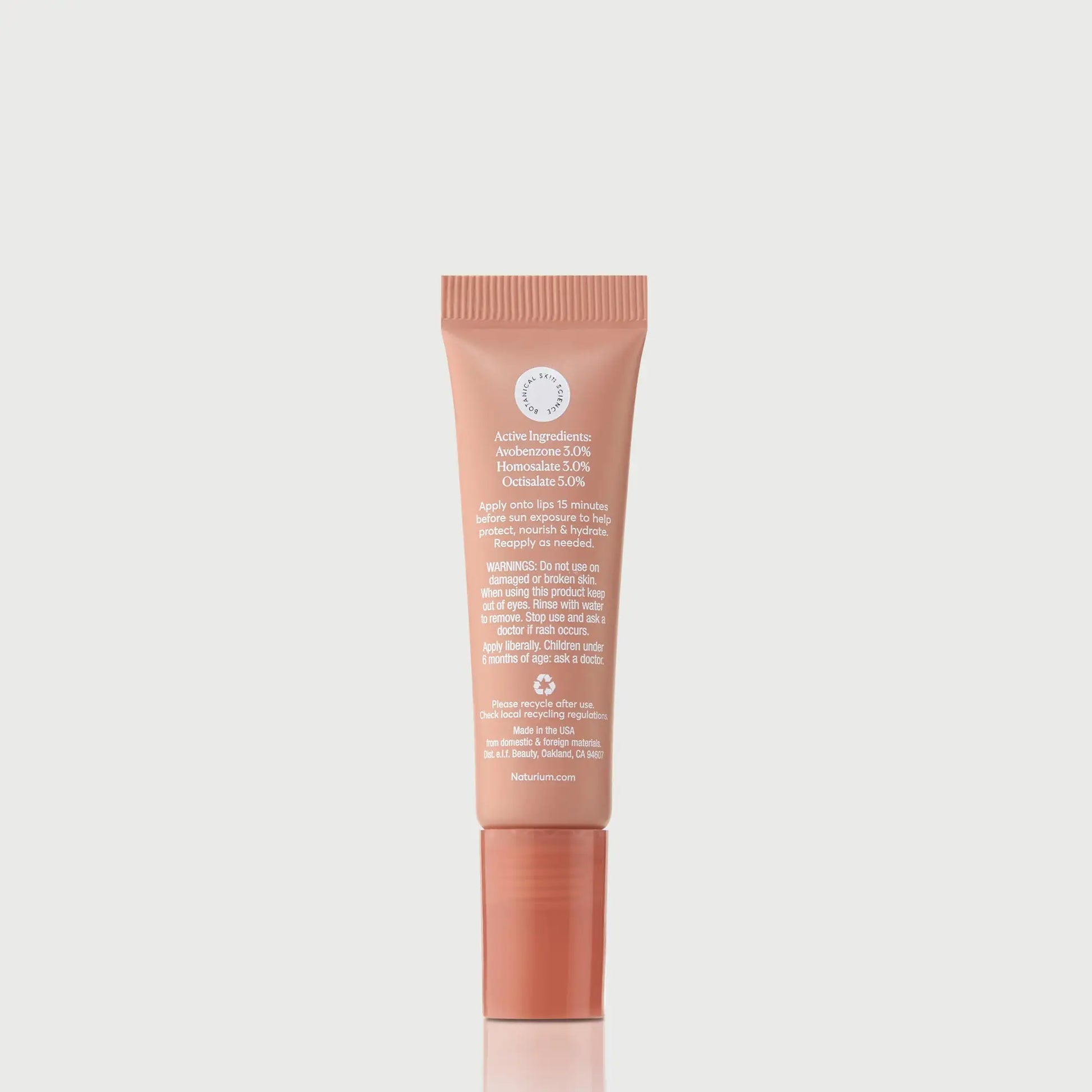 phyto-glow-lip-balm-spf-45-getaway-s1 NATR-10126_PhytoGlow_SPF_Getaway_primary_capon_back_bonebkgd_1.webp