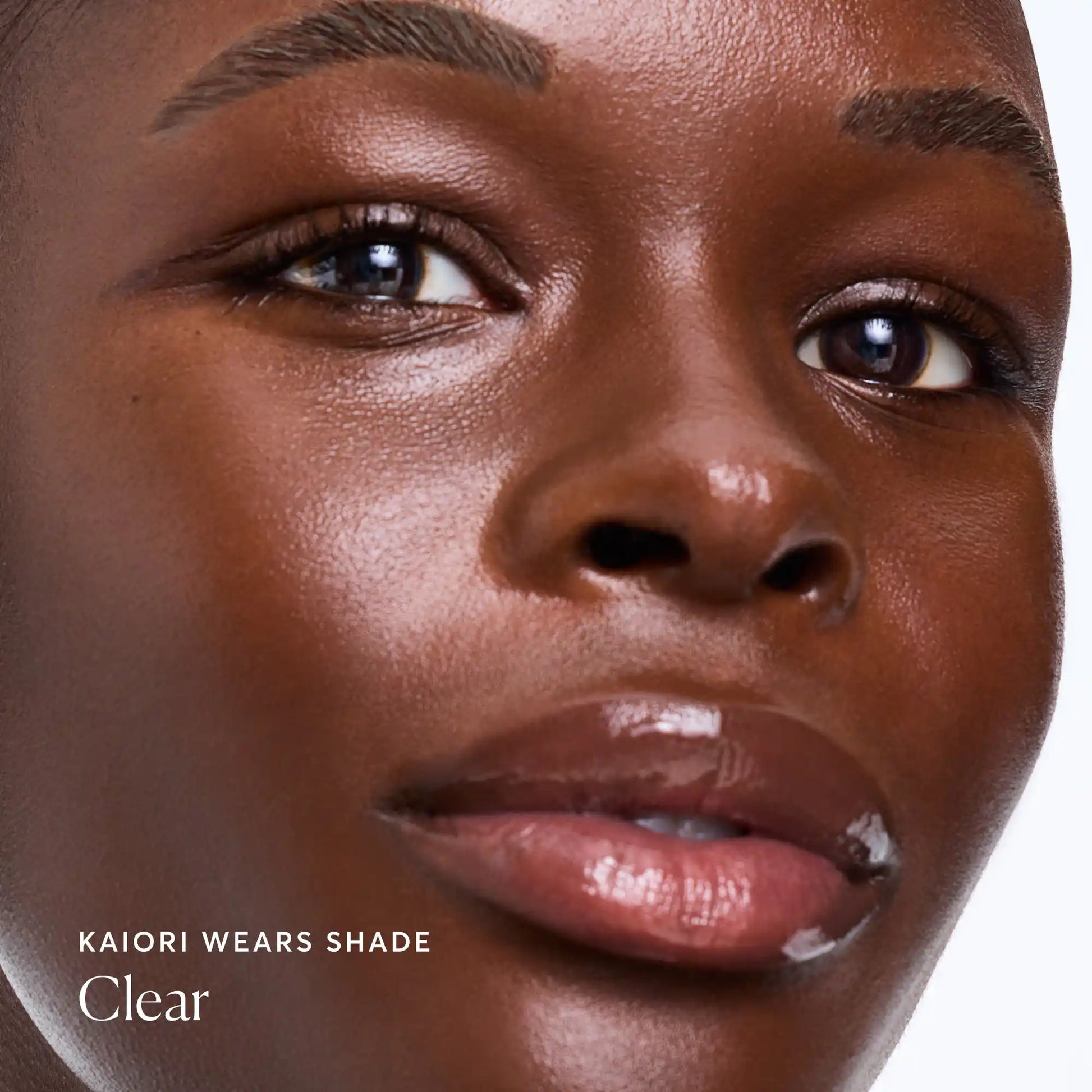 phyto-glow-lip-balm-clear-q1 NATR-60066-Alt-Images-Phyto-Glow-Lip-Balm-Clear-04.webp
