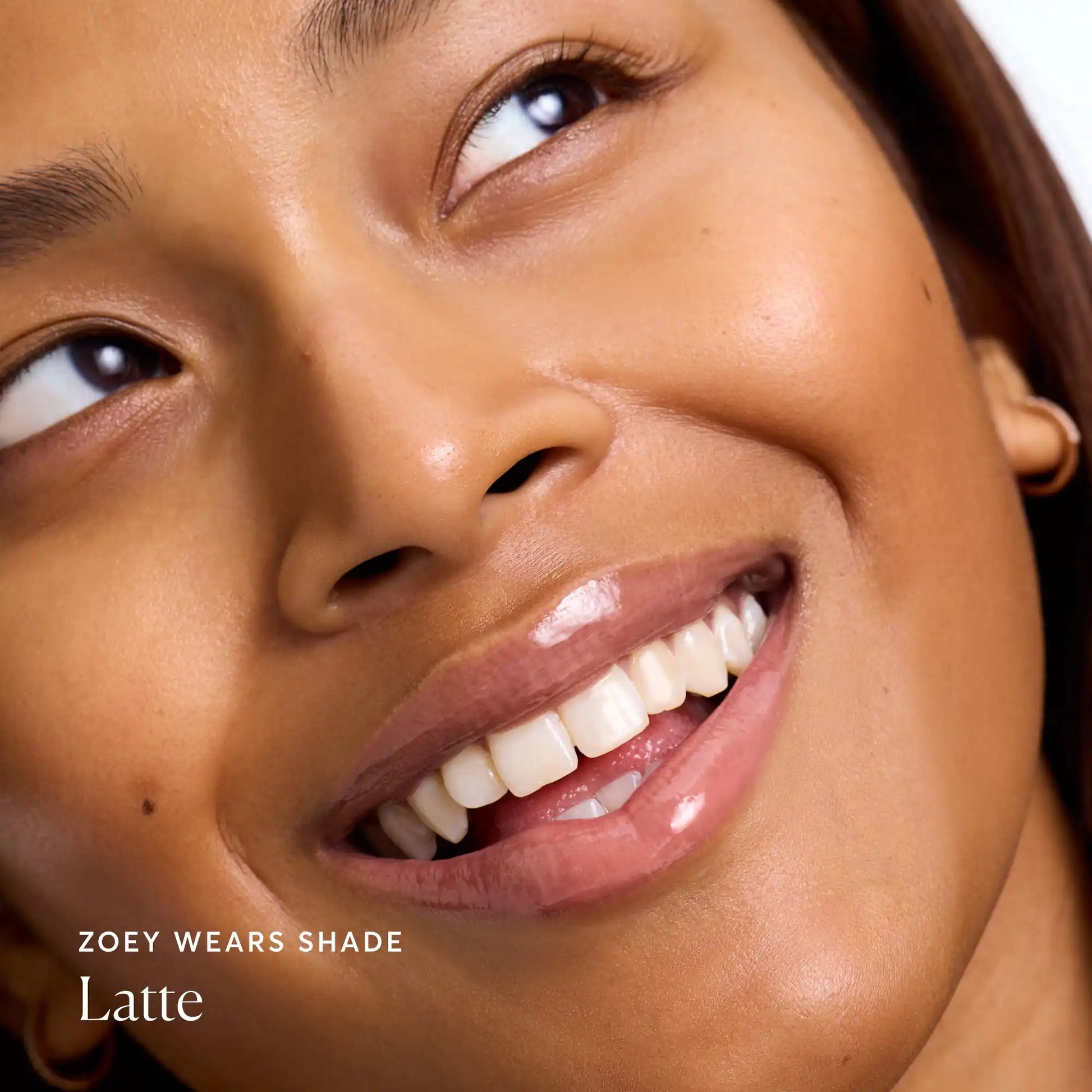 phyto-glow-lip-balm-latte-d3 NATR-60110-Alt-Images-Phyto-Glow-Lip-Balm-Latte-04.webp