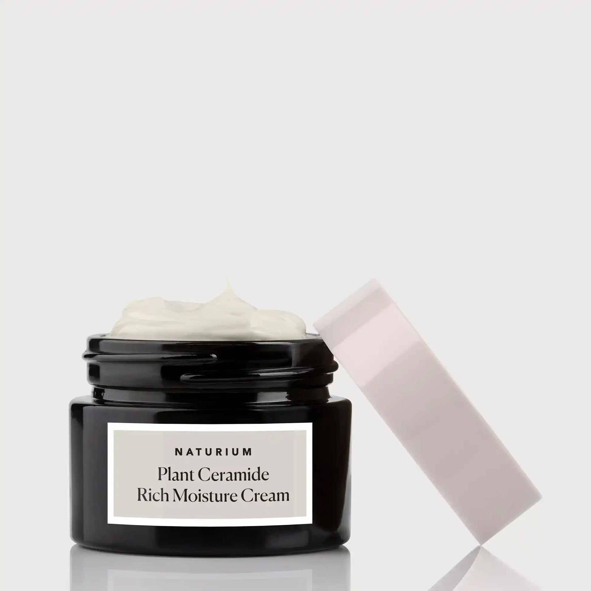 plant-ceramide-rich-moisture-cream-y6 NATR_Catalog_PCRM-Cream-CapOff.webp