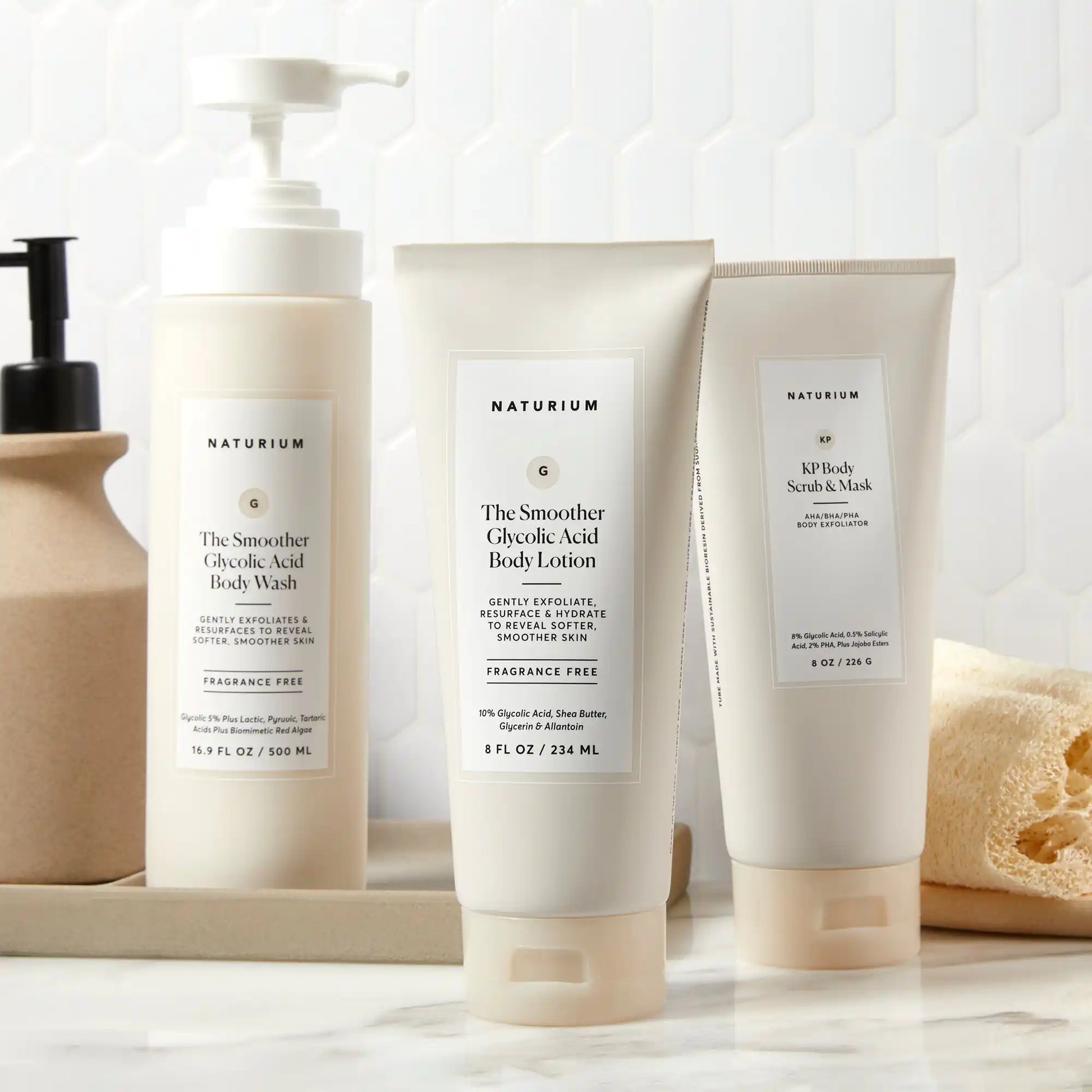 the-glycolic-acid-body-bundle-s4 glycoliclotion_9425-crop.webp