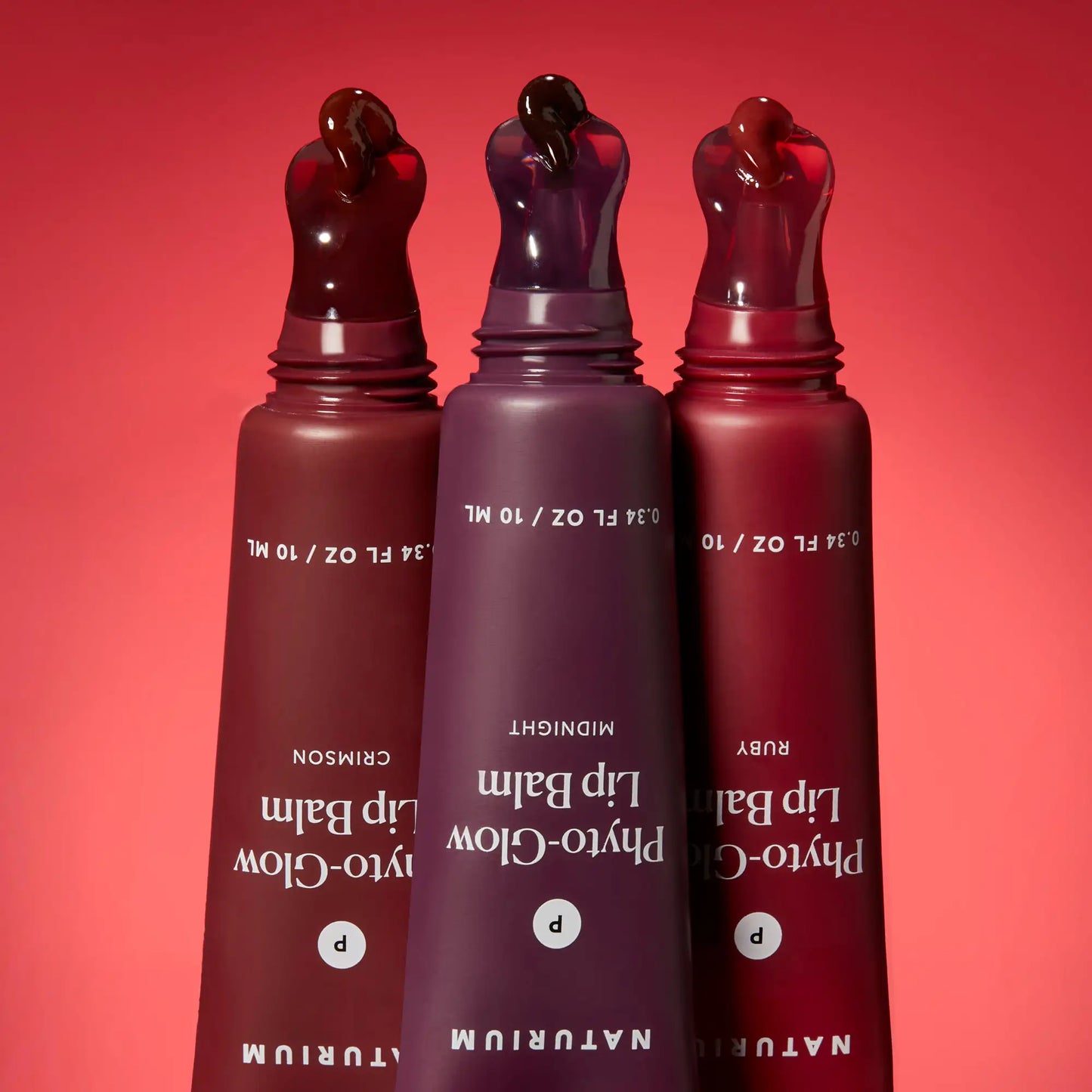 phyto-glow-lip-balm-crimson-l1 phytoglow-moody_6357-crop_1_e73a7054-8061-4f72-8a58-c0111f6fcffa.webp